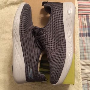 Skechers GoRun 600 Size 13 Shoes